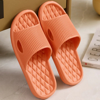 Soft Home Slippers Couple Summer Indoor Skid Proof Bathroom Slippers Sandals Hotel Solid Color Men Women Flip Flops Flat Shoes [SHO]