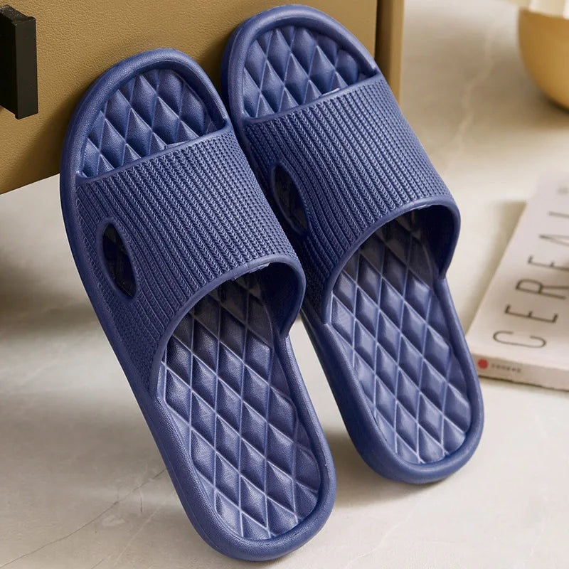 Soft Home Slippers Couple Summer Indoor Skid Proof Bathroom Slippers Sandals Hotel Solid Color Men Women Flip Flops Flat Shoes [SHO]