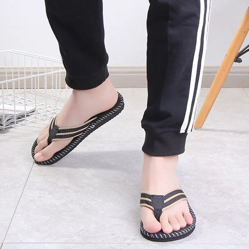 Men Slippers Outside Beach Flat Flip-flop 2023 Summer Casual Slippers Indoor Home Male Anti-slip Shoes Thong Sandals Black [SHO]