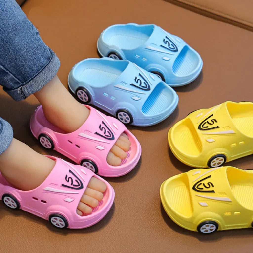 Kids Luminous Slippers Summer Indoor Cartoon Car Girls Shoes Soft Anti-slip Boy Beach Shoes Fashion Outdoor Children LED Slipper [SHO]