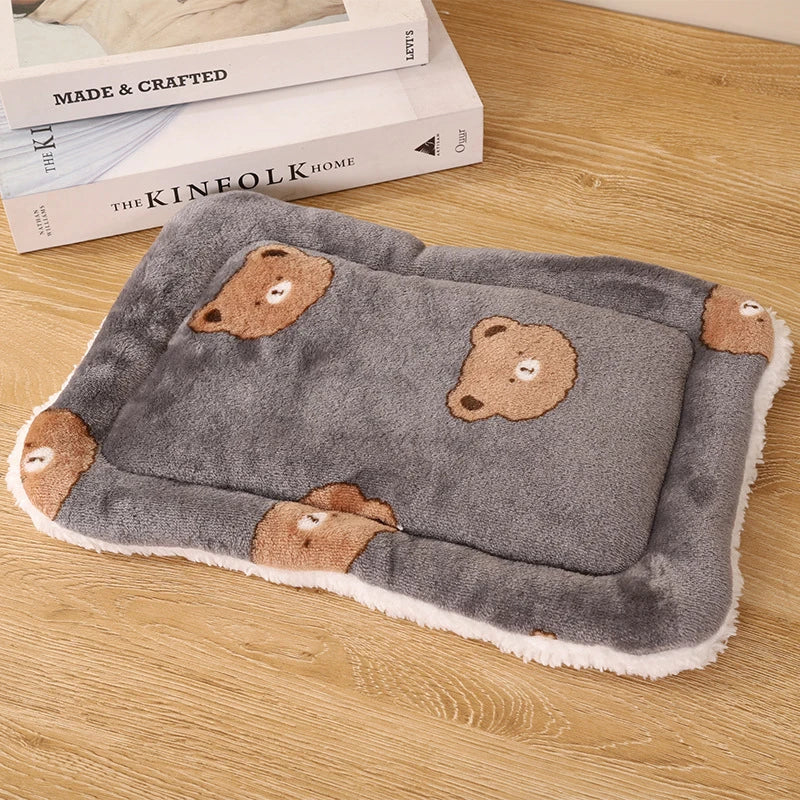 Soft Cat Bed Mats Short Plush Pet Sleeping Bed Mats for Cats Small Dogs Rabbit Pet Pad Blanket Warm Cushion Cat Accessories [PET]