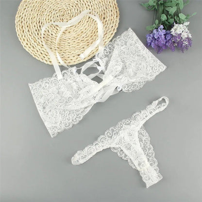 2021 Sexy White Lace Strapless Bra Sets Back Cross Straps Design Bra G-string Lace Panties Underwear [GRM] [UND]