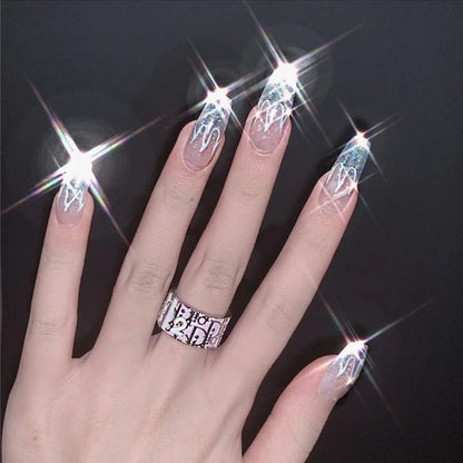 24pcs/Set Punk Fake Nails Short Design Fire Pattern False Nails Girls Finished Full Nail Decal Beauty Artificial Nail Art Tips [BEU]